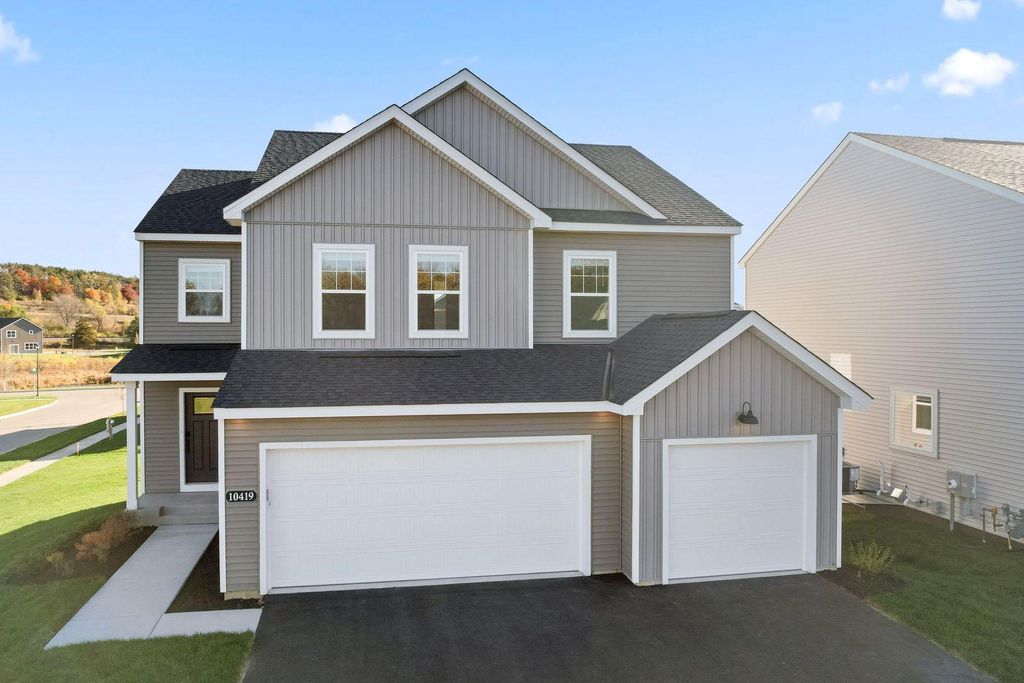 10545 Glenbrook Avenue S, Cottage Grove, MN 55016