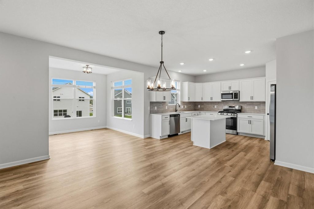 10545 Glenbrook Avenue S, Cottage Grove, MN 55016 — photo 3