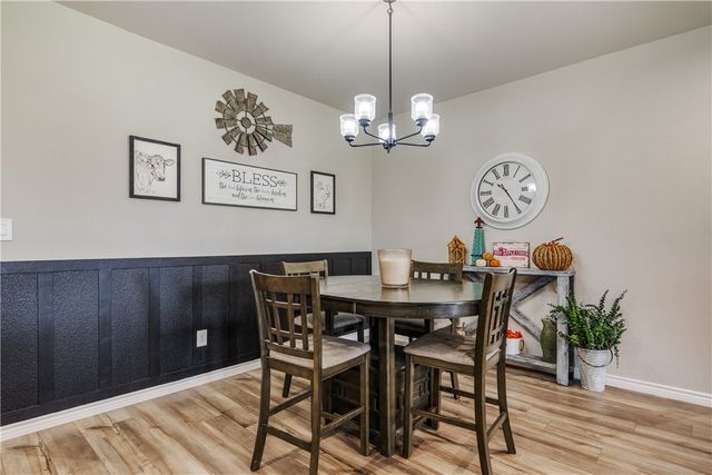 1317 London Towne Blvd, Corpus Christi, TX 78415