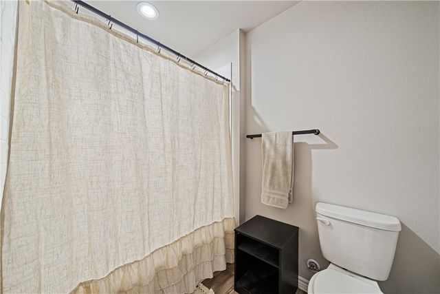 1317 London Towne Blvd, Corpus Christi, TX 78415