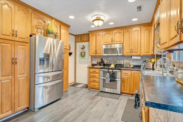 1625 Eanes RD, Roanoke, VA 24014