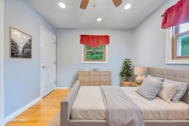 1625 Eanes RD, Roanoke, VA 24014