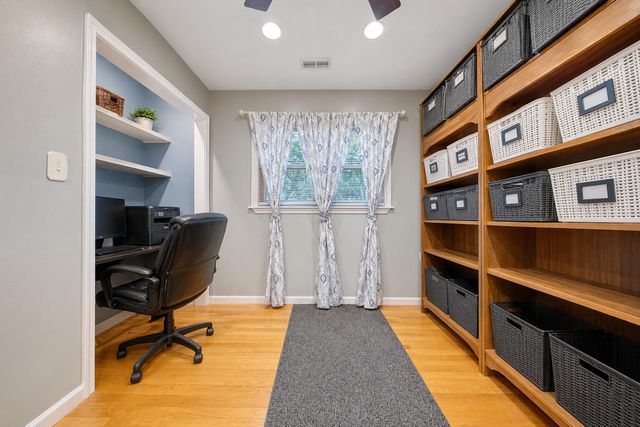 1625 Eanes RD, Roanoke, VA 24014