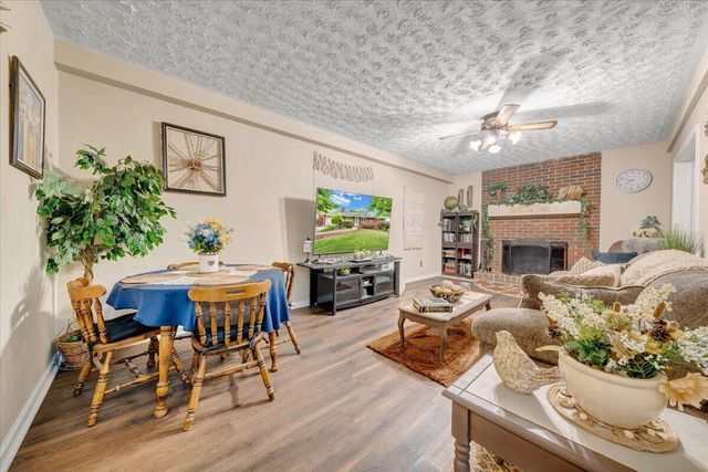 1625 Eanes RD, Roanoke, VA 24014