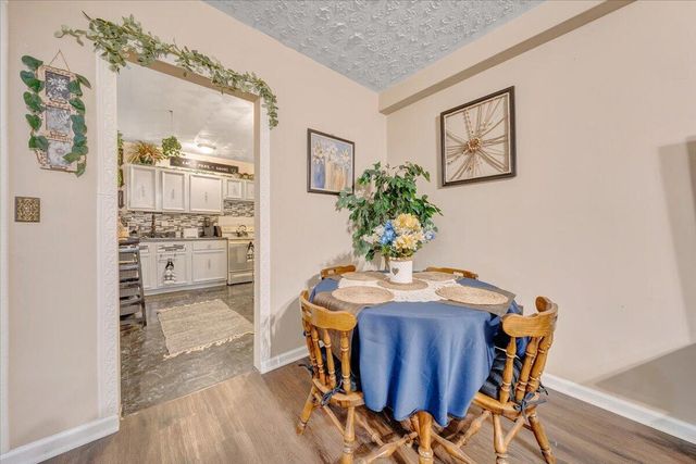 1625 Eanes RD, Roanoke, VA 24014