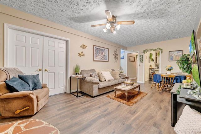 1625 Eanes RD, Roanoke, VA 24014