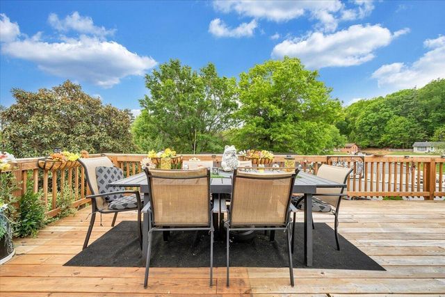1625 Eanes RD, Roanoke, VA 24014