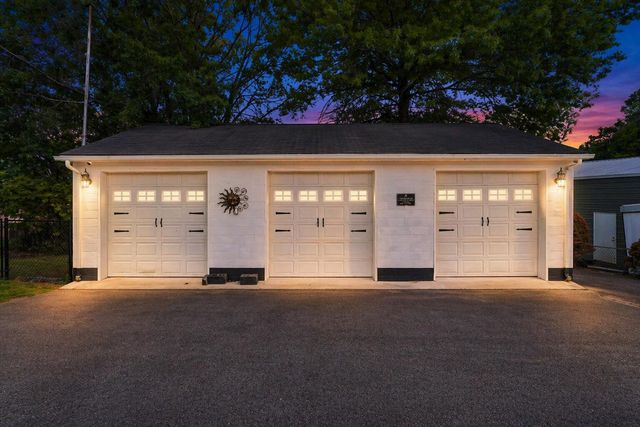 1625 Eanes RD, Roanoke, VA 24014
