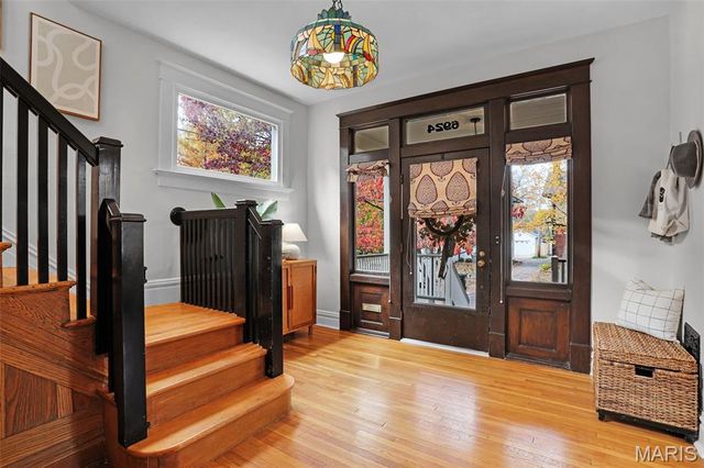 6924 Amherst Avenue, University City, MO 63130