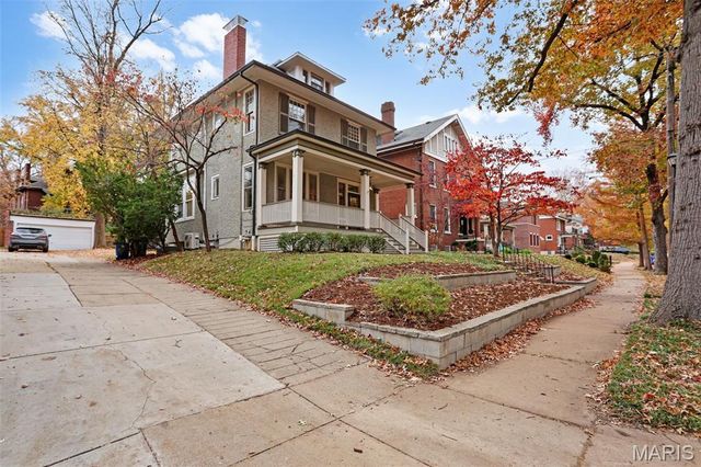 6924 Amherst Avenue, University City, MO 63130