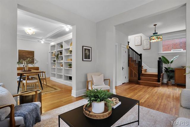 6924 Amherst Avenue, University City, MO 63130