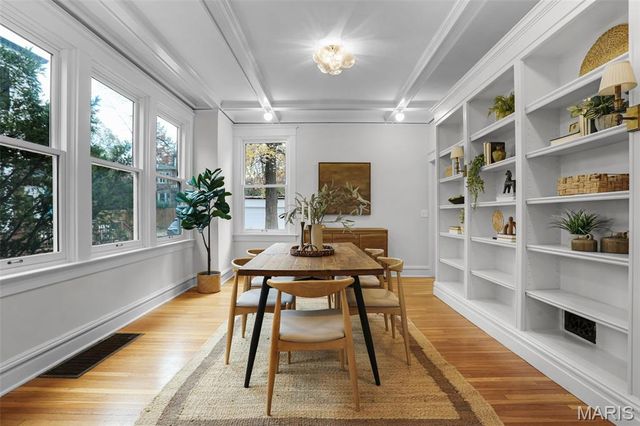 6924 Amherst Avenue, University City, MO 63130