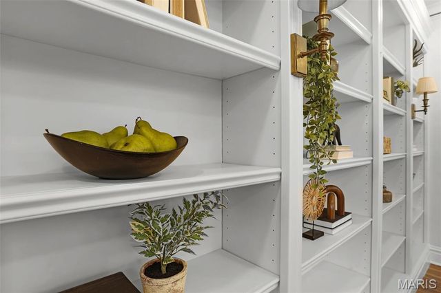 6924 Amherst Avenue, University City, MO 63130