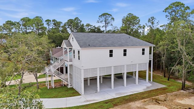114 Basswood Drive, Pass Christian, MS 39571