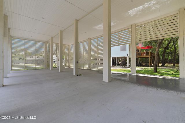 114 Basswood Drive, Pass Christian, MS 39571