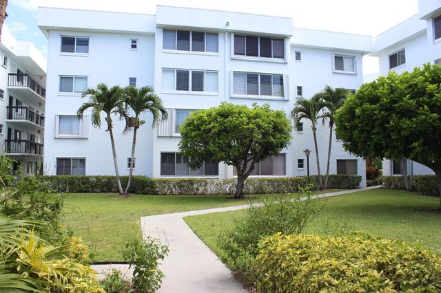 6698 N 10th Ave Avenue N 218, Lake Worth, FL 33467