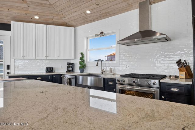 231 S Bald Head Wynd, Bald Head Island, NC 28461