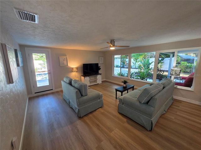 63 OAKWOOD DRIVE, Dunedin, FL 34698