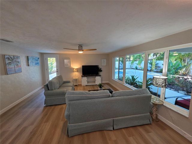 63 OAKWOOD DRIVE, Dunedin, FL 34698