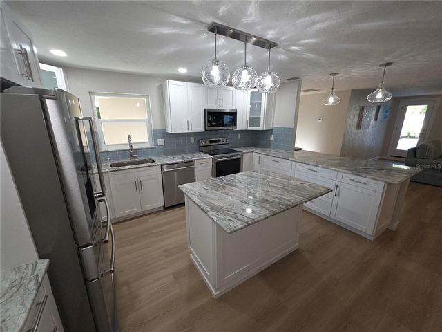 63 OAKWOOD DRIVE, Dunedin, FL 34698