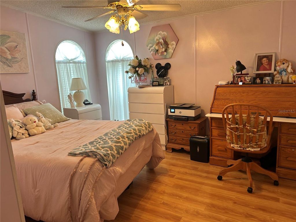 Image 16 of property listing at 263 SUE AVENUE, Davenport, FL 33897