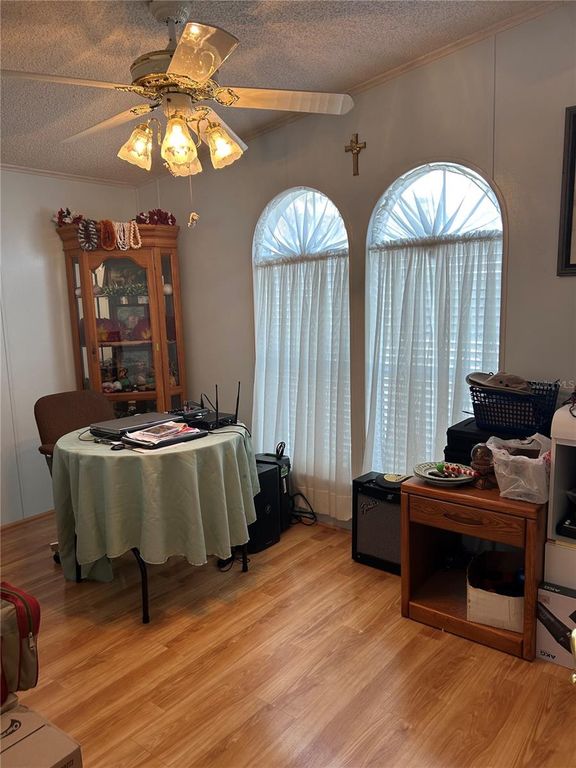 Image 17 of property listing at 263 SUE AVENUE, Davenport, FL 33897