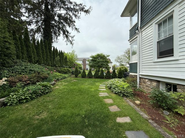 36 Grand Boulevard 1, Scarsdale, NY 10583