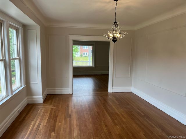 36 Grand Boulevard 1, Scarsdale, NY 10583