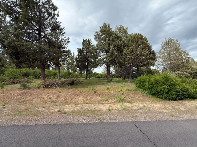 Turnstone Drive Lot 1064, Klamath Falls, OR 97601