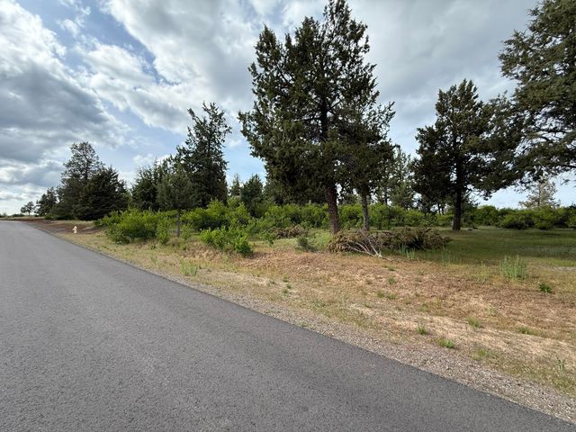 Turnstone Drive Lot 1064, Klamath Falls, OR 97601