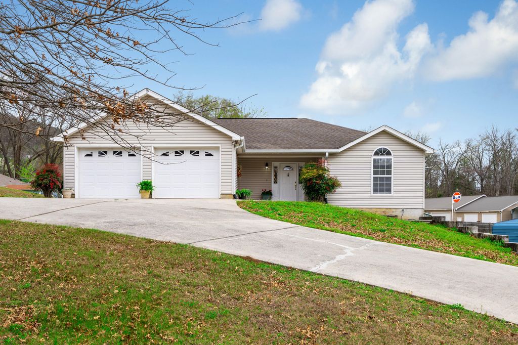 3731 Kellys Ferry Road, Chattanooga, TN 37419