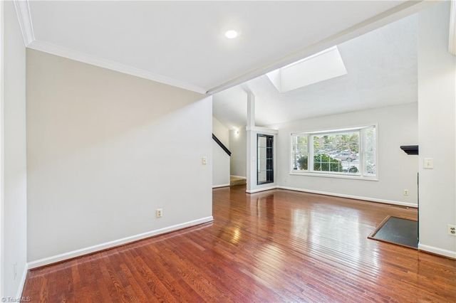 18 Park Village Lane B, Greensboro, NC 27455
