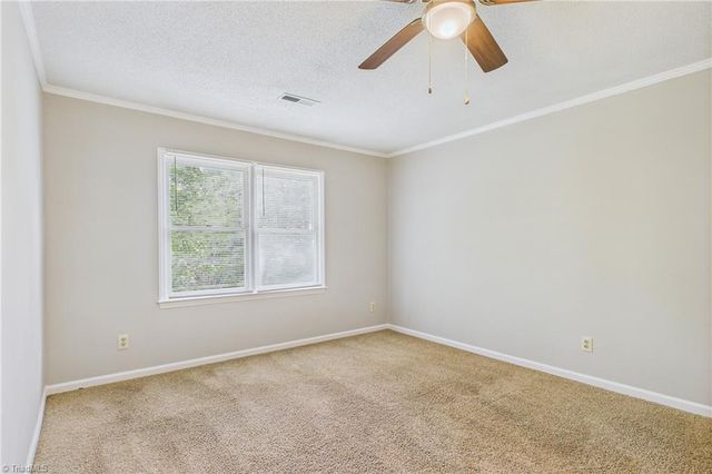 18 Park Village Lane B, Greensboro, NC 27455