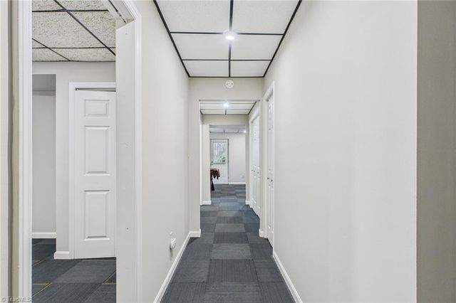 18 Park Village Lane B, Greensboro, NC 27455