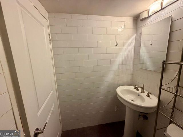 699 Argonne Avenue NE APT 201, Atlanta, GA 30308