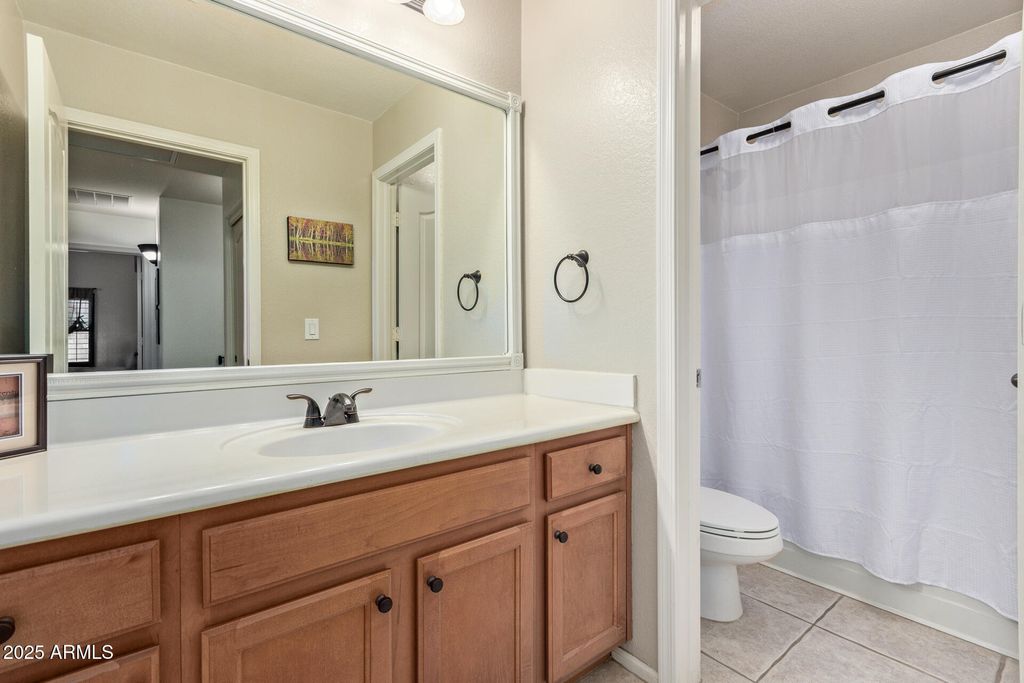 property-img