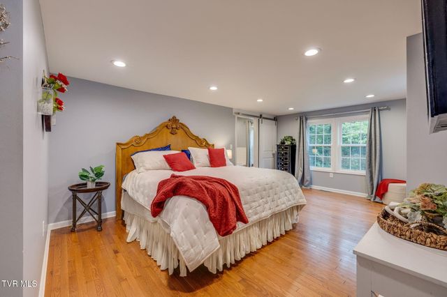 1837 Holston Drive, Bristol, TN 37620