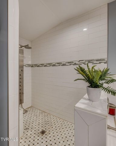 1837 Holston Drive, Bristol, TN 37620