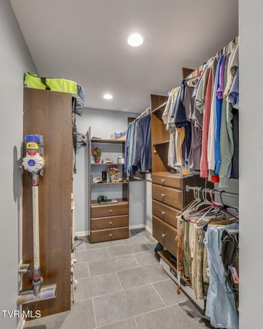 1837 Holston Drive, Bristol, TN 37620