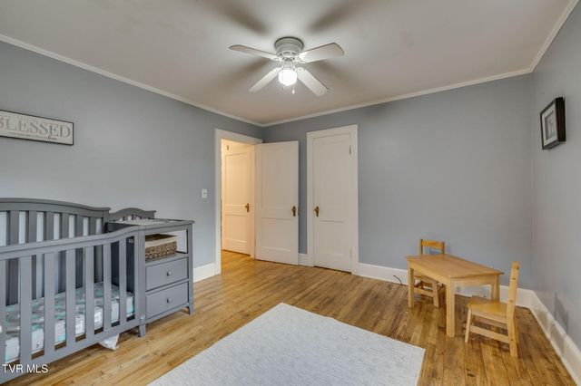 1837 Holston Drive, Bristol, TN 37620