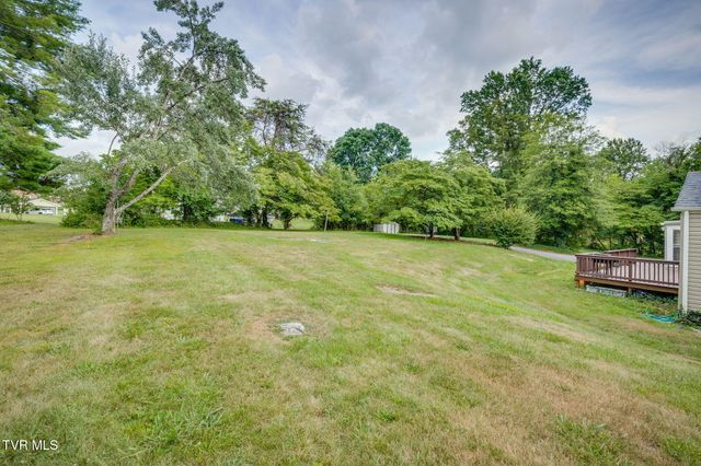 1837 Holston Drive, Bristol, TN 37620