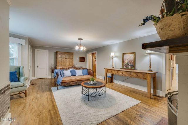1837 Holston Drive, Bristol, TN 37620