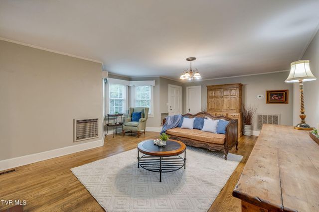 1837 Holston Drive, Bristol, TN 37620