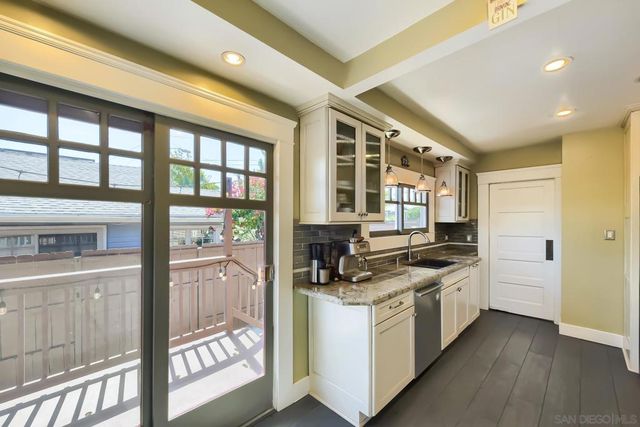 1040 Johnson, San Diego, CA 92103