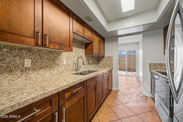 912 E VILLA RITA Drive, Phoenix, AZ 85022