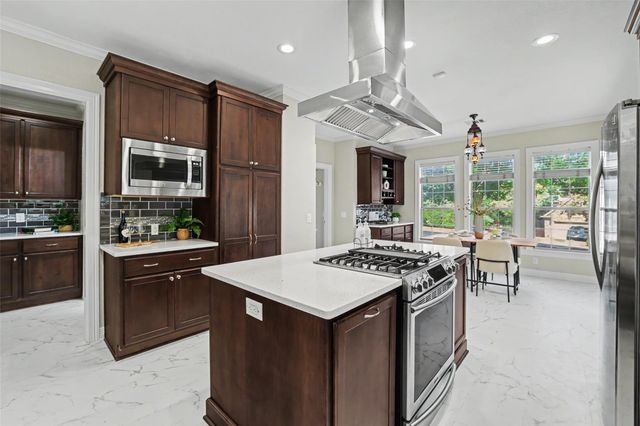 8504 Sweetness LN, Austin, TX 78750