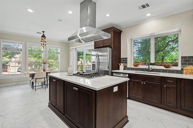 8504 Sweetness LN, Austin, TX 78750