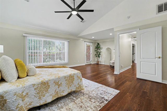 8504 Sweetness LN, Austin, TX 78750
