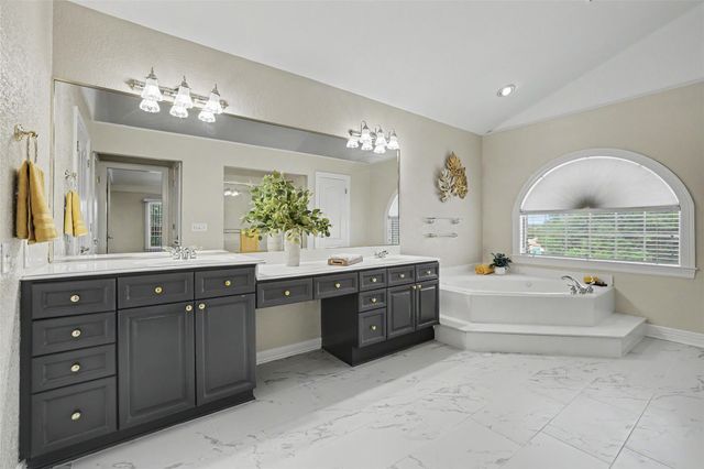 8504 Sweetness LN, Austin, TX 78750