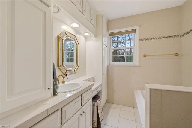 1529 Moores Point RD, Suffolk, VA 23436